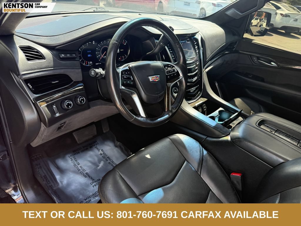 Used 2018 Cadillac Escalade Platinum AWD/4WD image 33