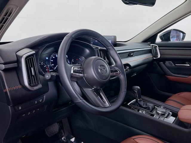 Used 2025 MAZDA CX-50 AWD 2.5 Turbo w/ Premium Pkg image 11