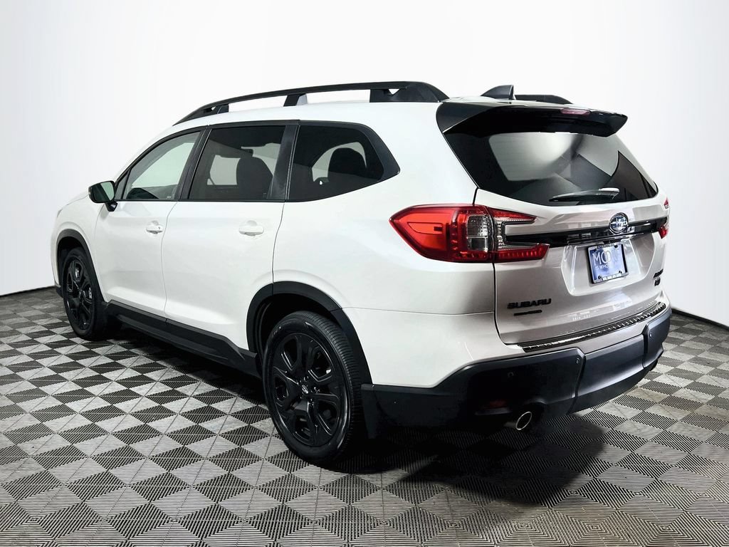 Used 2023 Subaru Ascent Onyx Edition AWD/4WD image 5