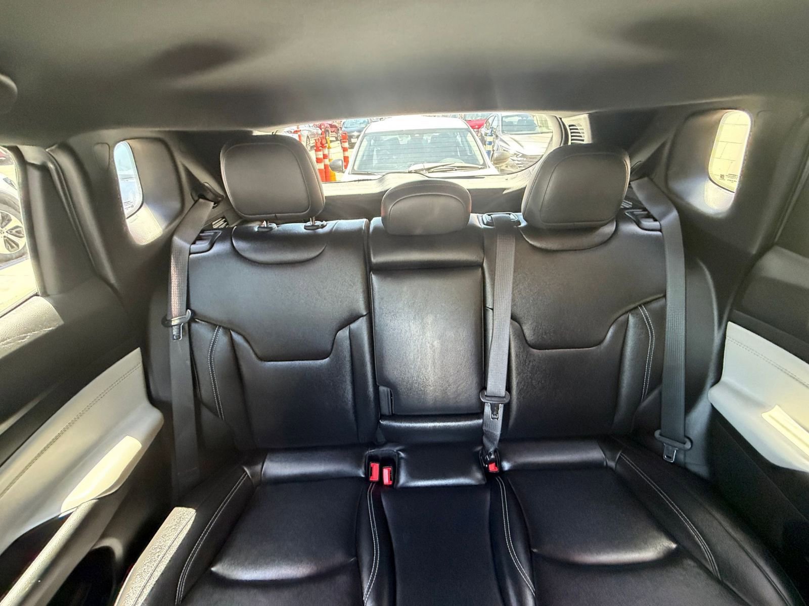 Used 2025 Jeep Compass Limited AWD/4WD image 39