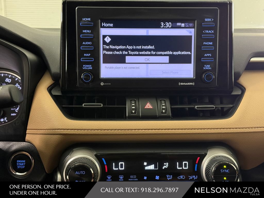 Used 2020 Toyota RAV4 XLE Premium FWD image 30