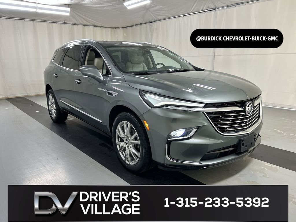 Used 2023 Buick Enclave Essence w/ Experience Buick Package AWD/4WD image 1