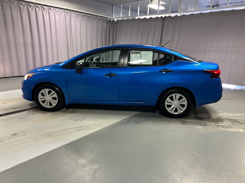 Used 2022 Nissan Versa S w/ Lighting Package image 4