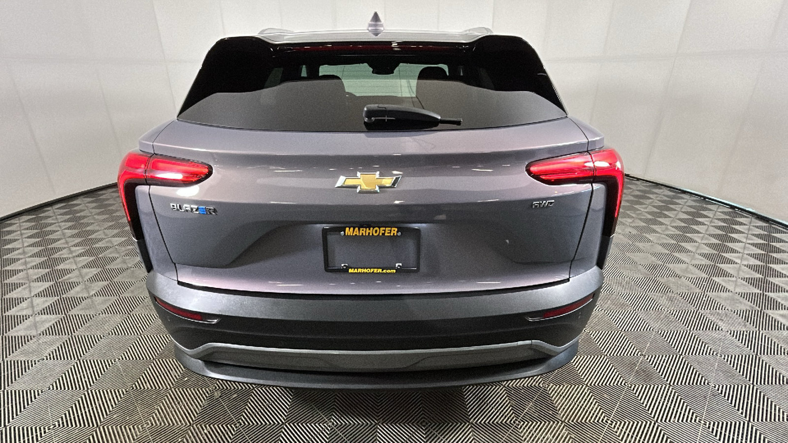 Used 2024 Chevrolet Blazer EV LT AWD/4WD image 4