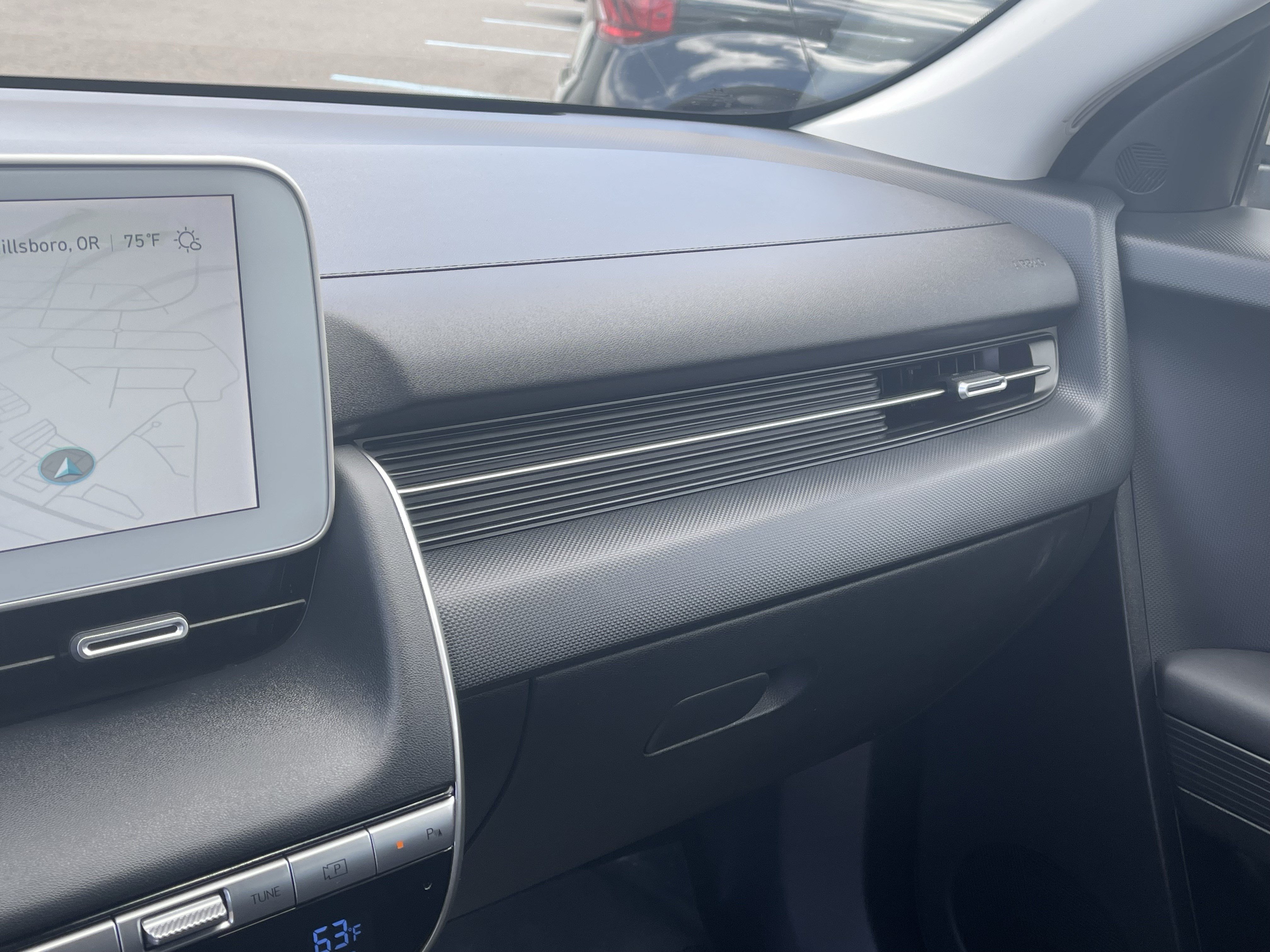 Certified 2024 Hyundai Ioniq 5 SE AWD/4WD image 25