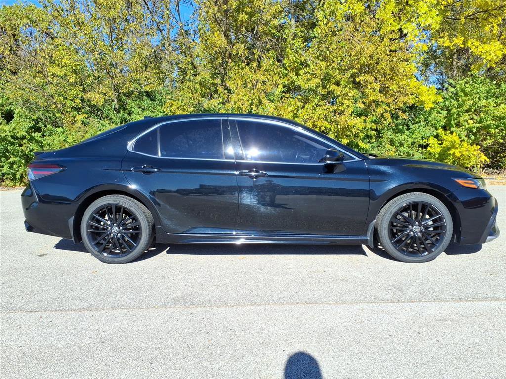 Used 2022 Toyota Camry XSE image 28