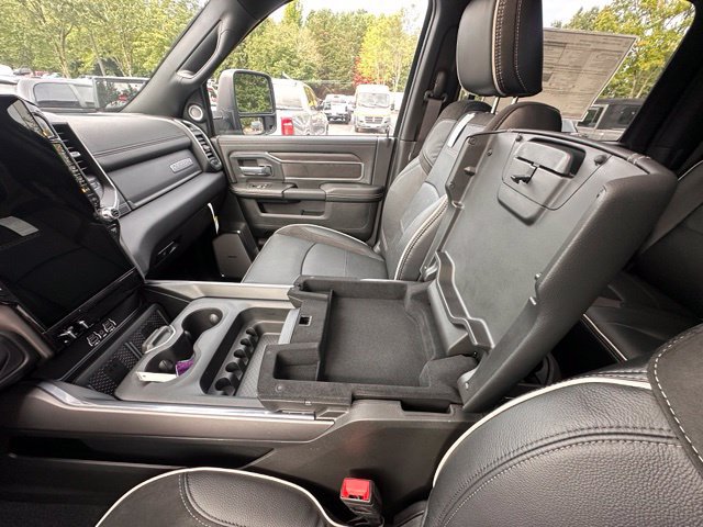 New 2026 RAM 2500 Laramie AWD/4WD image 24
