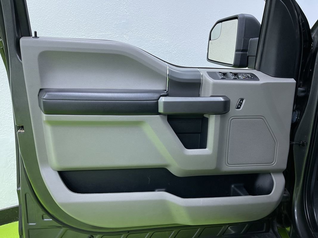 Used 2020 Ford F150 XLT w/ Equipment Group 302A Luxury image 16