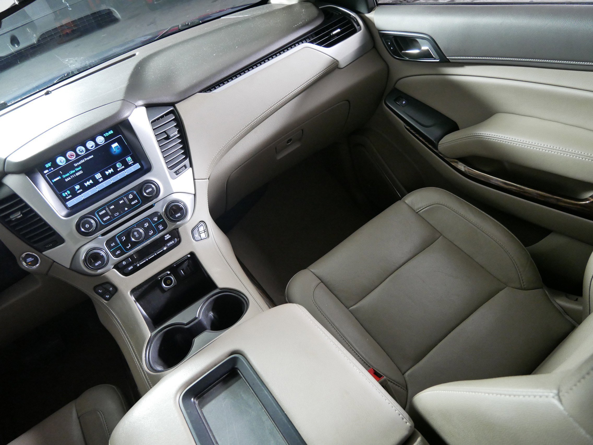 Used 2020 GMC Yukon XL SLT w/ Open Road Package image 11