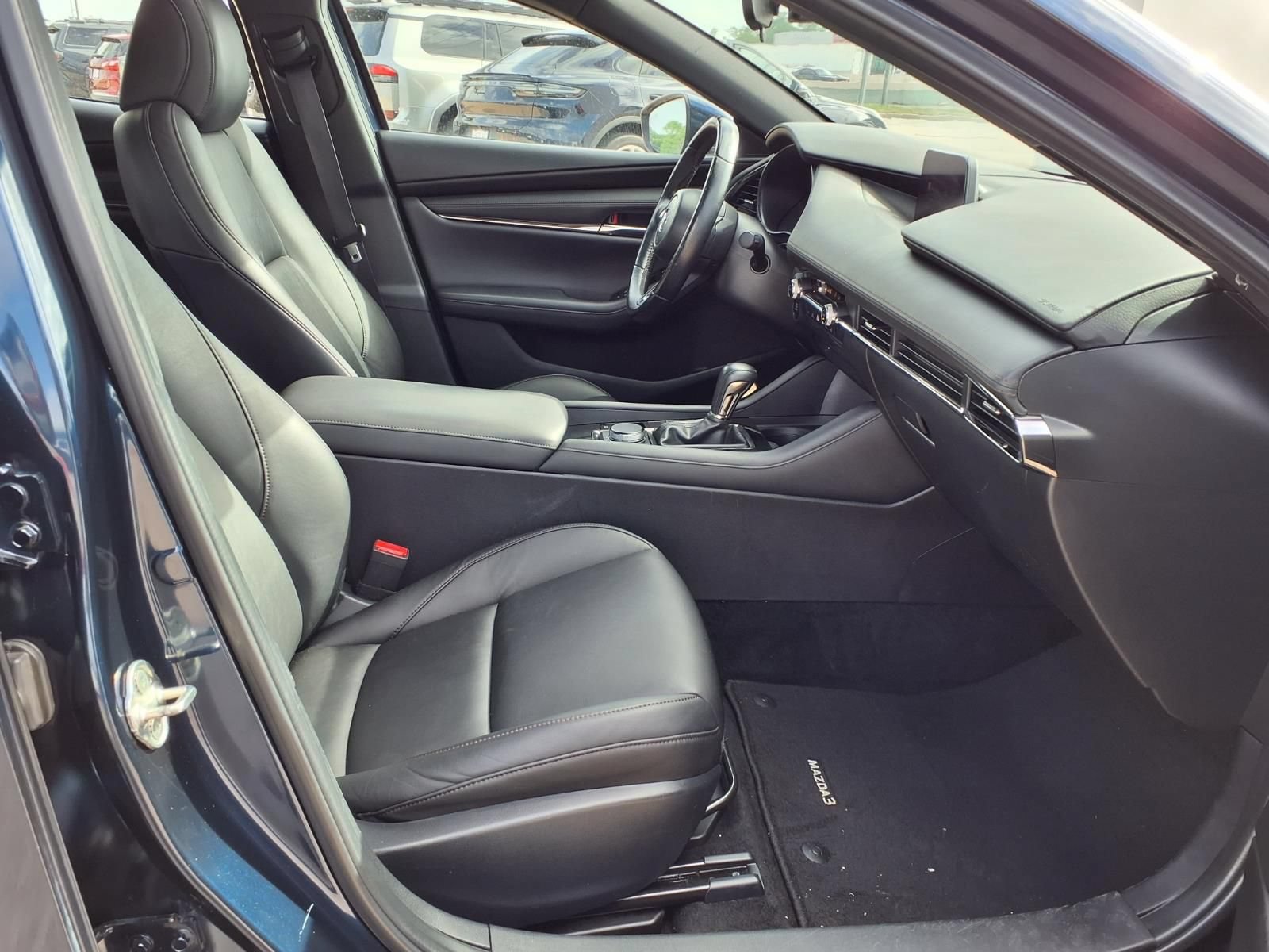 Used 2021 MAZDA MAZDA3 s FWD image 20