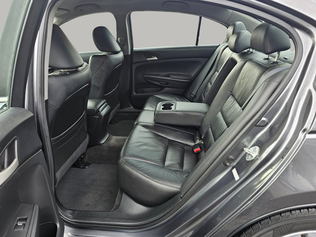Used 2011 Honda Accord SE image 23