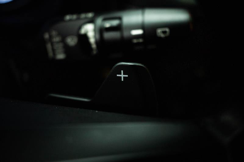 Used 2023 Nissan Rogue S image 17