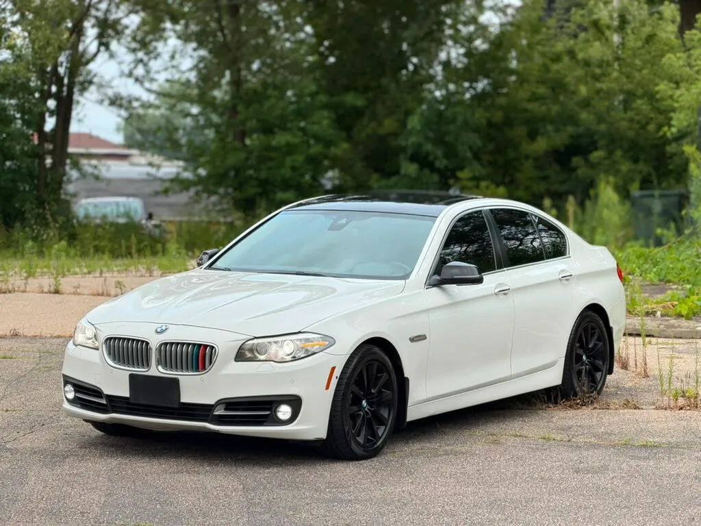 Used 2015 BMW 550i xDrive Sedan AWD/4WD image 3