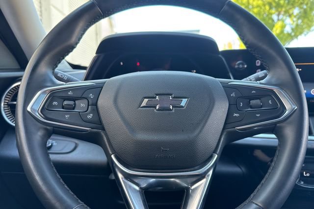 Used 2025 Chevrolet Trax ACTIV w/ Sunroof Package FWD image 34