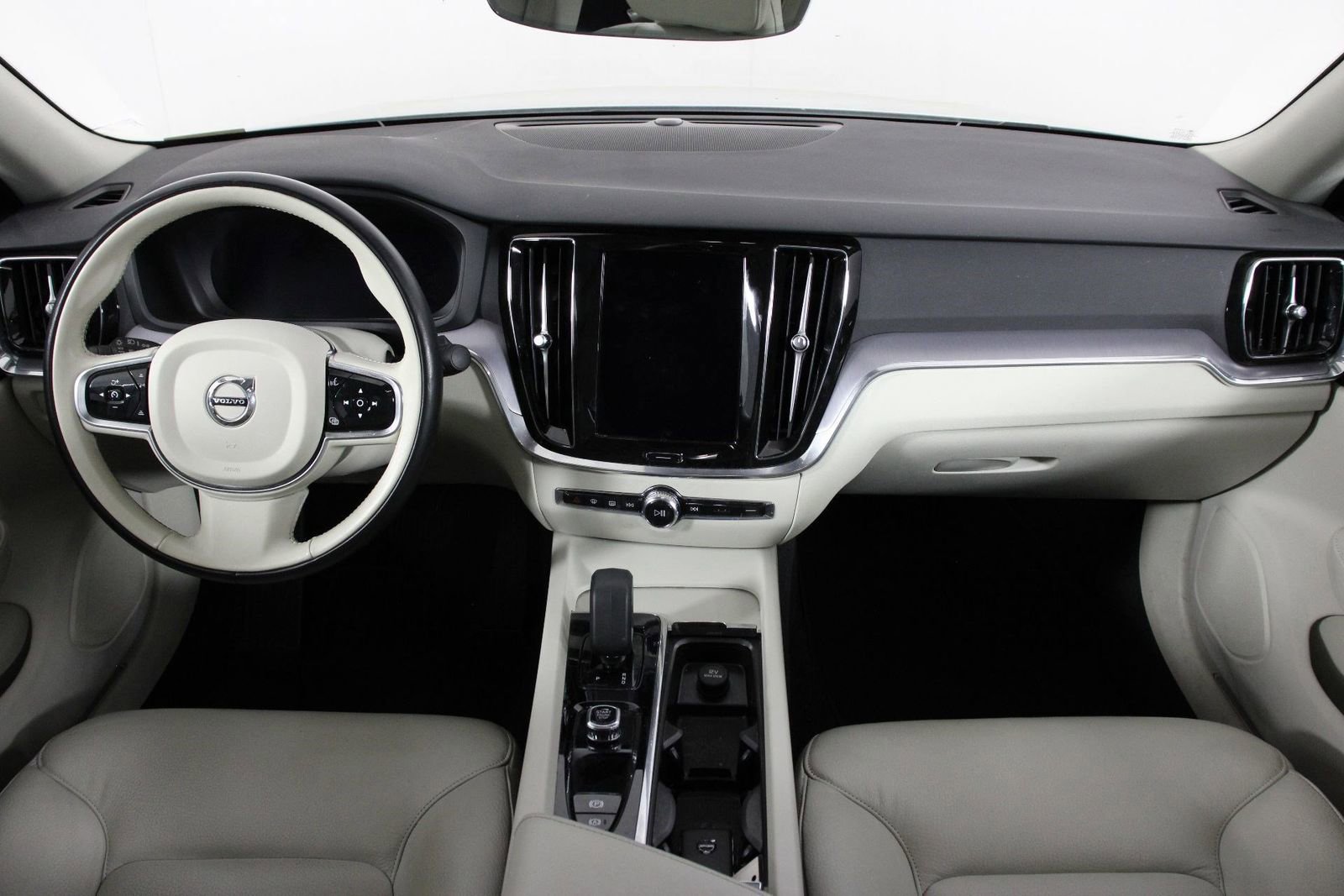 Certified 2025 Volvo S60 B5 Core image 7