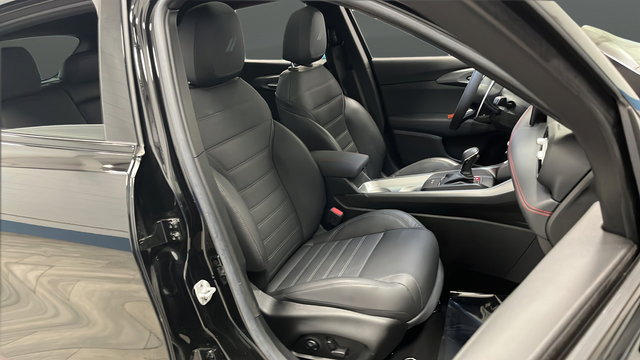 Used 2024 Dodge Hornet R/T Plus w/ R/T Blacktop Package AWD/4WD image 24