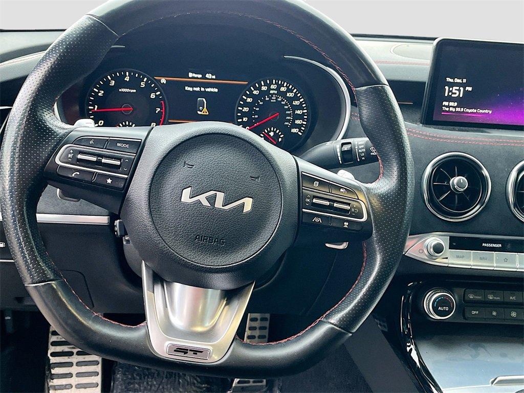 Used 2023 Kia Stinger GT2 image 11