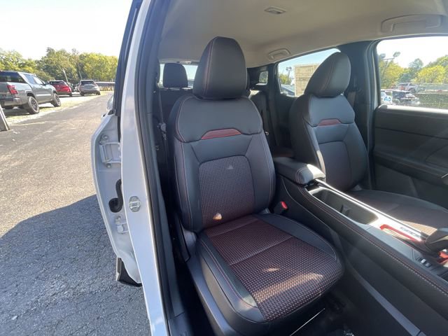 New 2026 Nissan Kicks SR w/ Cold Weather Package image 19