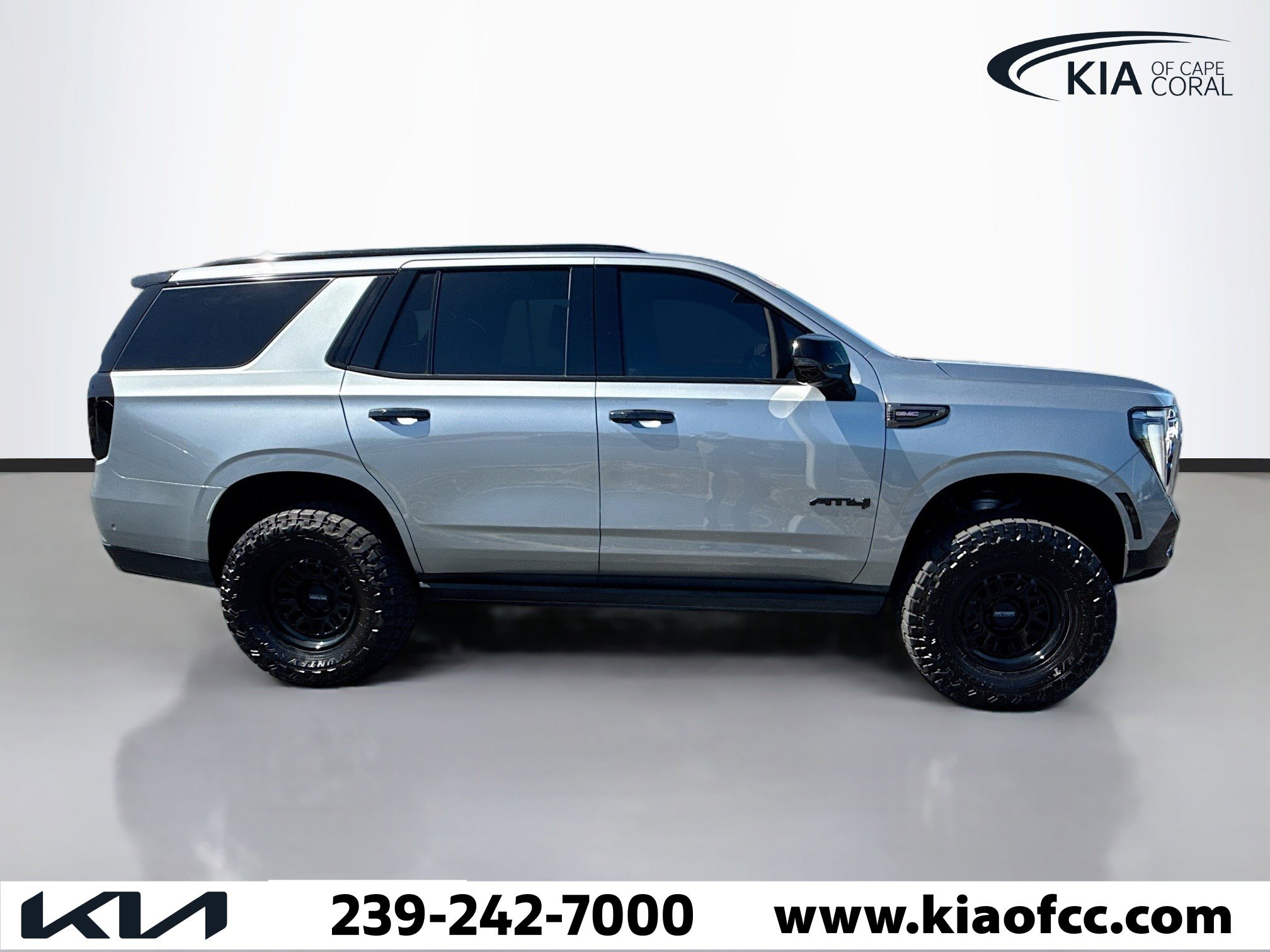 Used 2025 GMC Yukon AT4 Ultimate image 6