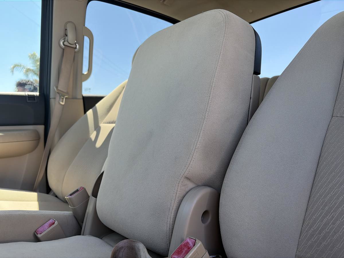 Used 2009 Chevrolet Silverado 1500 LT w/ Regional Value Package RWD image 11