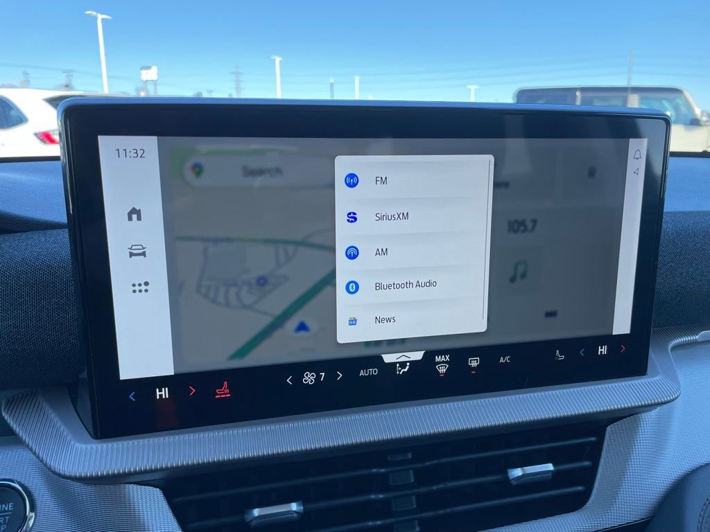 Used 2025 Ford Explorer Active image 16