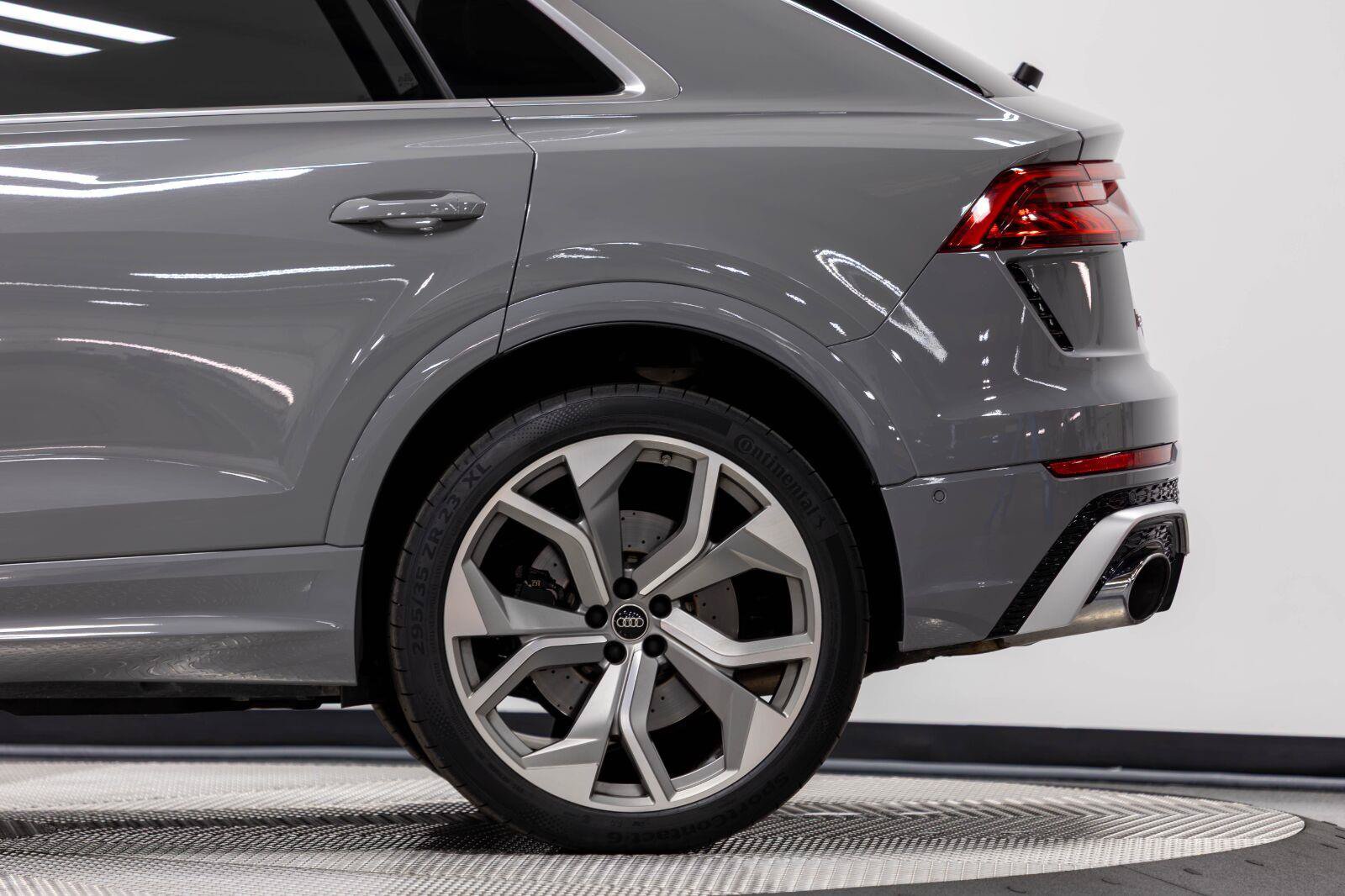 Used 2024 Audi RS Q8 w/ Executive Package AWD/4WD image 12