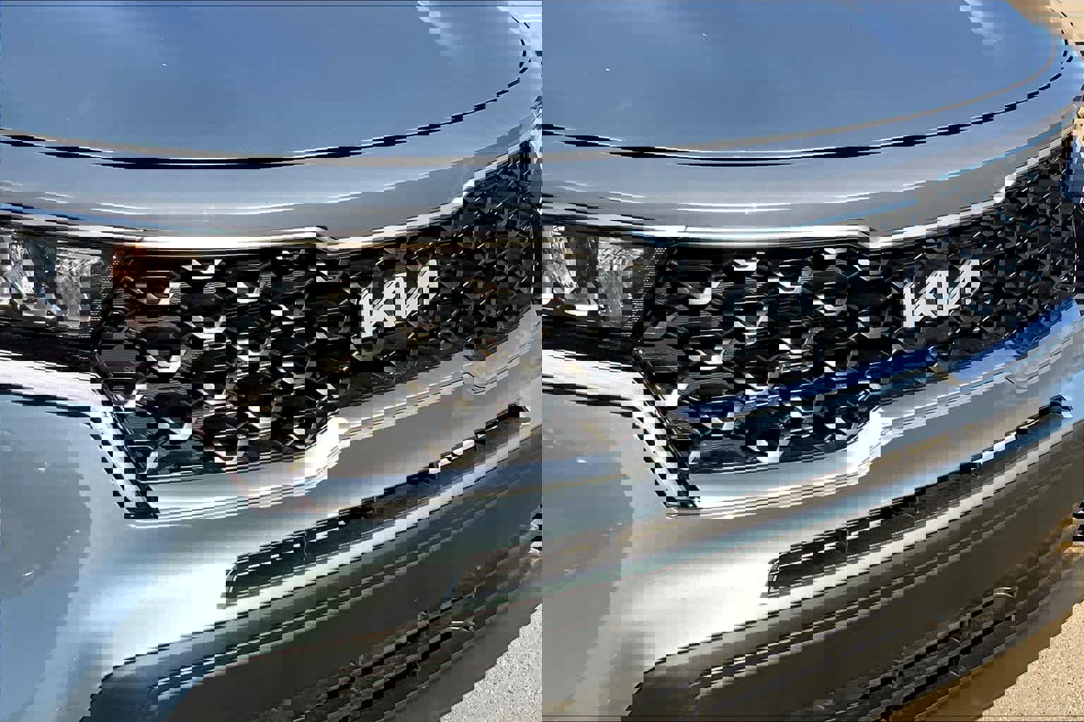 Used 2022 Kia Sorento LX AWD/4WD image 36