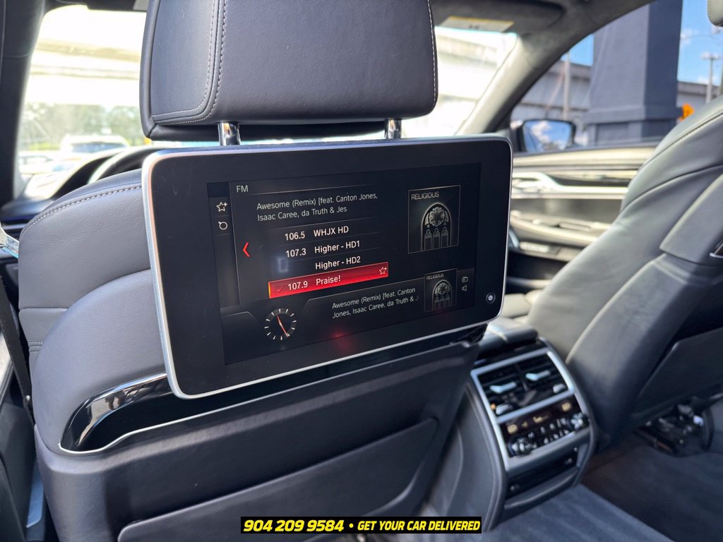 Used 2018 BMW M760i xDrive AWD/4WD image 29