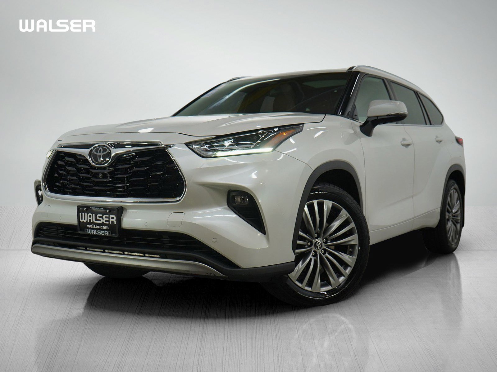 Used 2021 Toyota Highlander Platinum AWD/4WD video 1