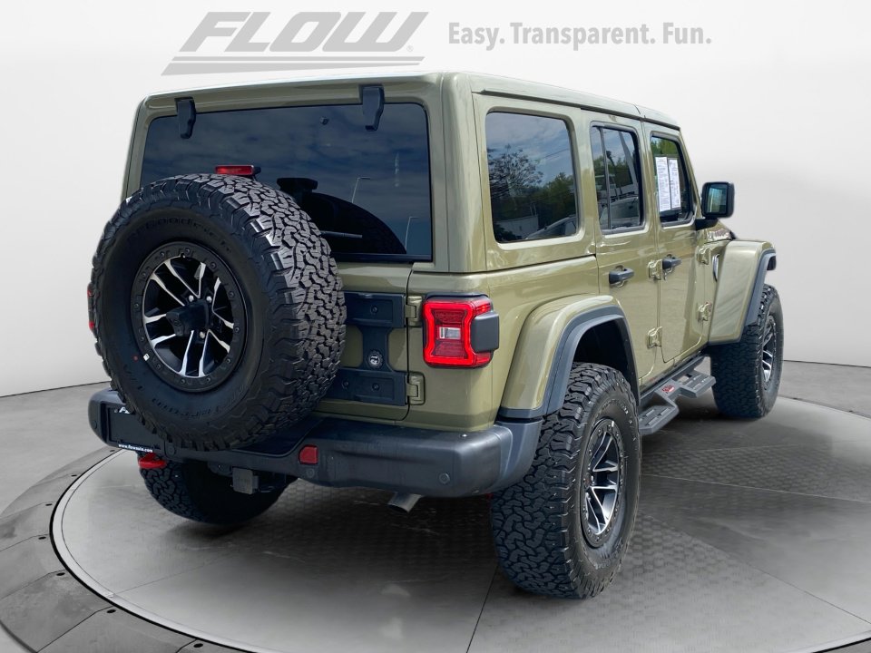 Used 2025 Jeep Wrangler Unlimited Rubicon image 9