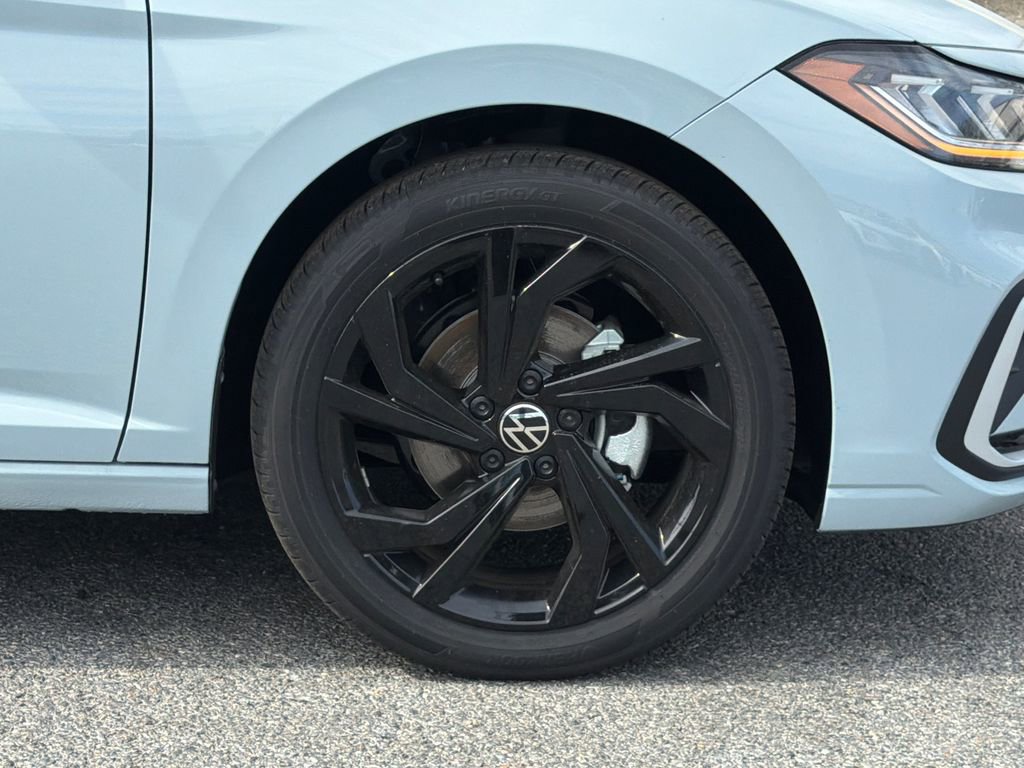 New 2026 Volkswagen Jetta SE FWD image 5