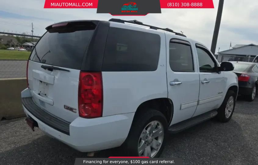 Used 2012 GMC Yukon SLT w/ SLT-2 Equipment Package AWD/4WD image 2