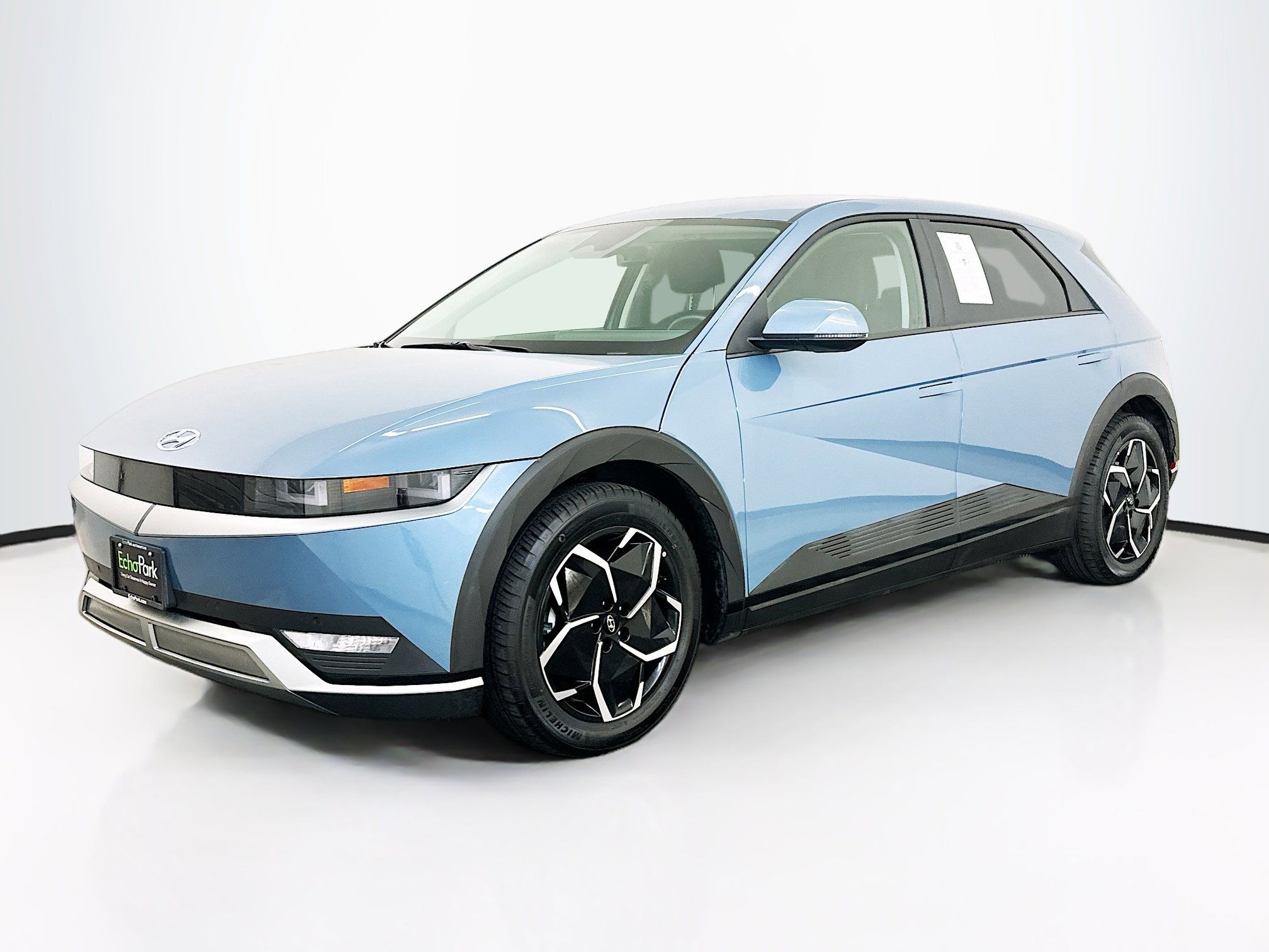 Used 2024 Hyundai Ioniq 5 SEL image 3