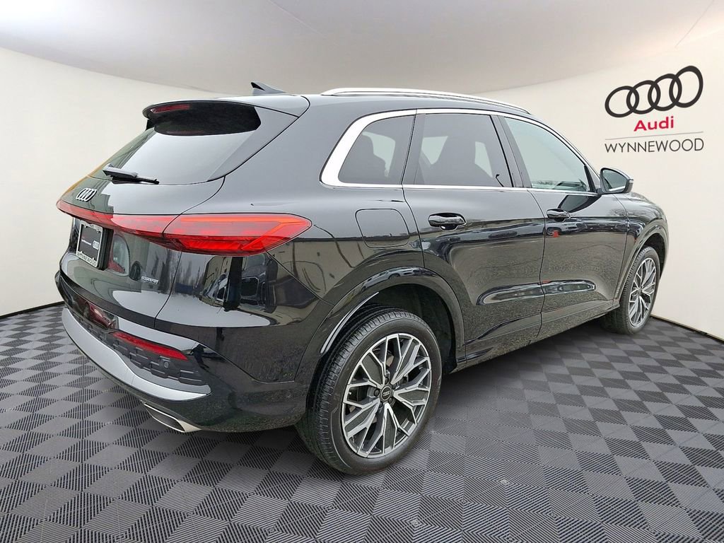Used 2025 Audi Q5 Premium Plus w/ Premium Plus image 6