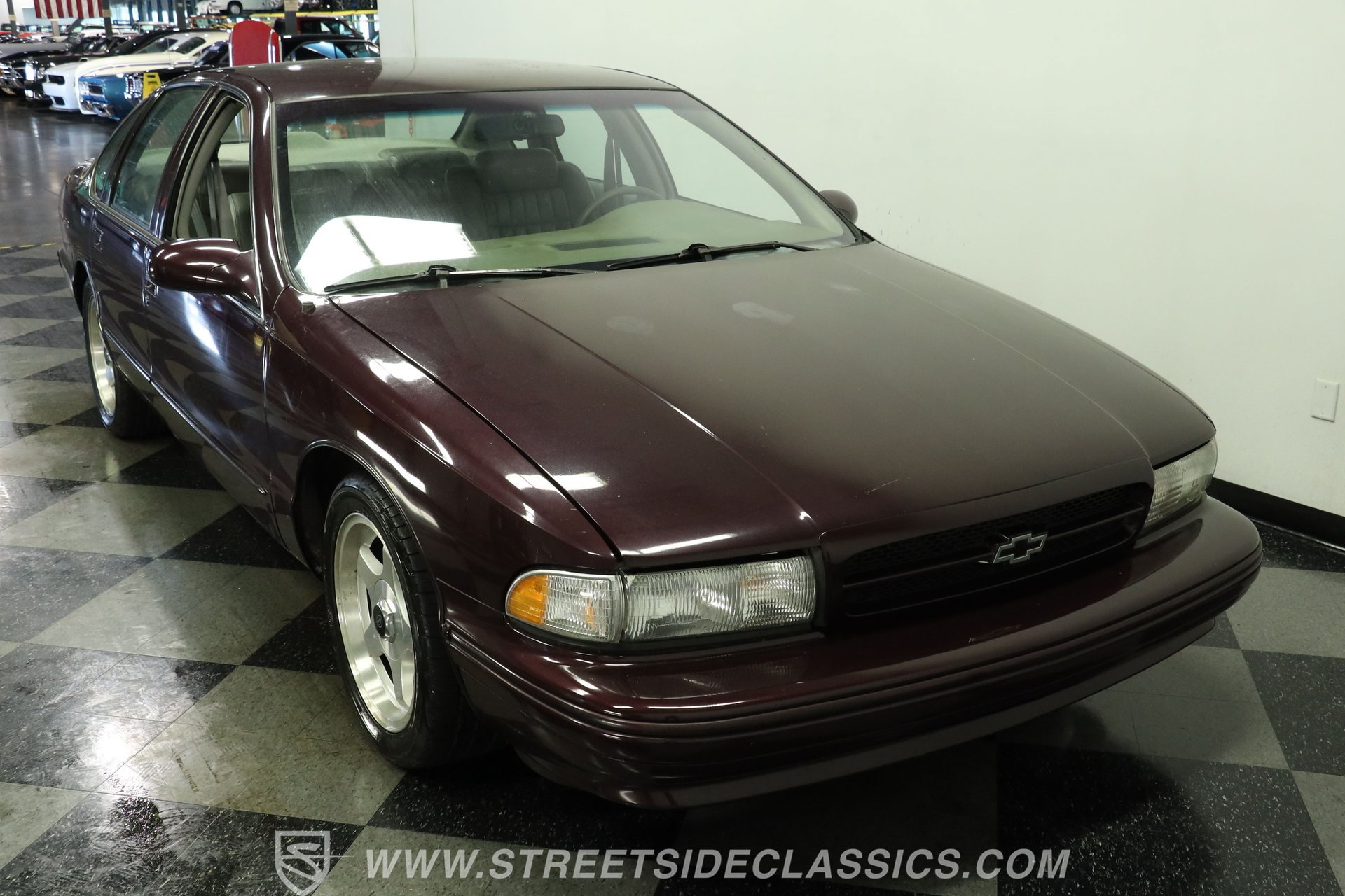 Used 1996 Chevrolet Impala SS RWD image 15
