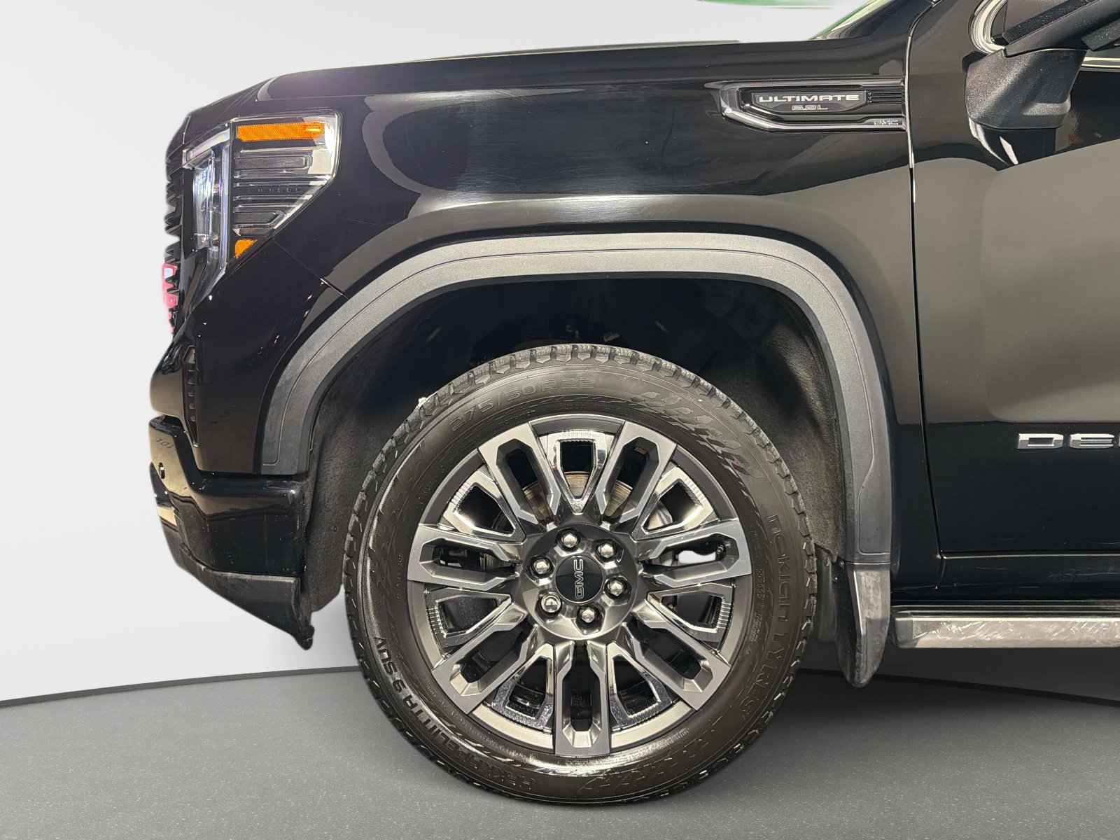 Used 2024 GMC Sierra 1500 Denali Ultimate AWD/4WD image 13