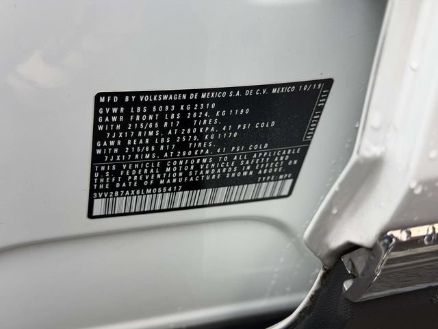 Certified 2020 Volkswagen Tiguan SE w/ Panoramic Sunroof Package AWD/4WD image 19