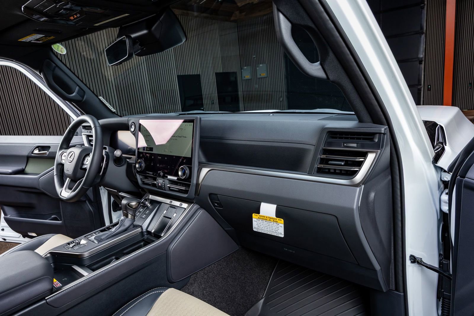 Used 2025 Lexus GX 550 image 18