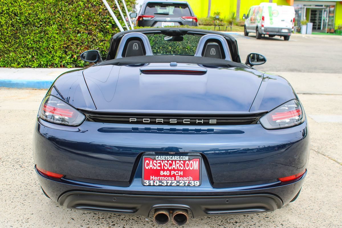Used 2018 Porsche 718 Boxster S RWD image 4