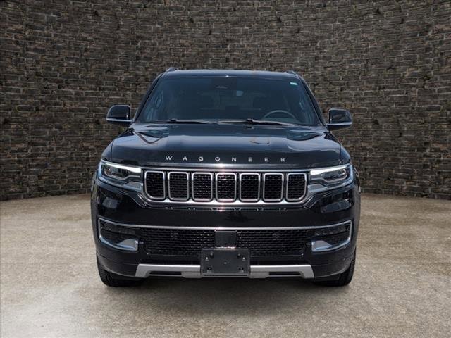 Used 2024 Jeep Wagoneer L Series II w/ Flexible Seating Group image 5