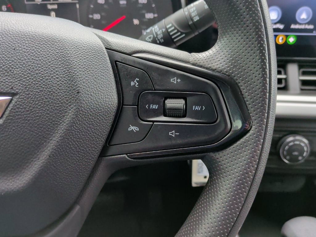 Used 2024 Chevrolet Trax LS w/ Driver Confidence Package image 13