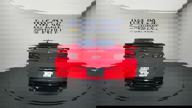 Used 2018 Chevrolet Camaro ZL1 image 4