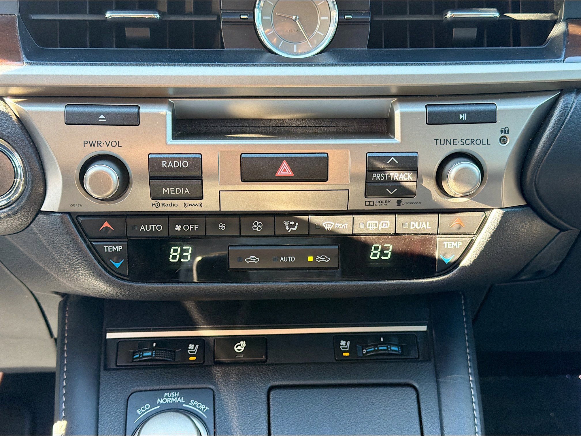 Used 2016 Lexus ES 350 w/ Navigation System Package image 30