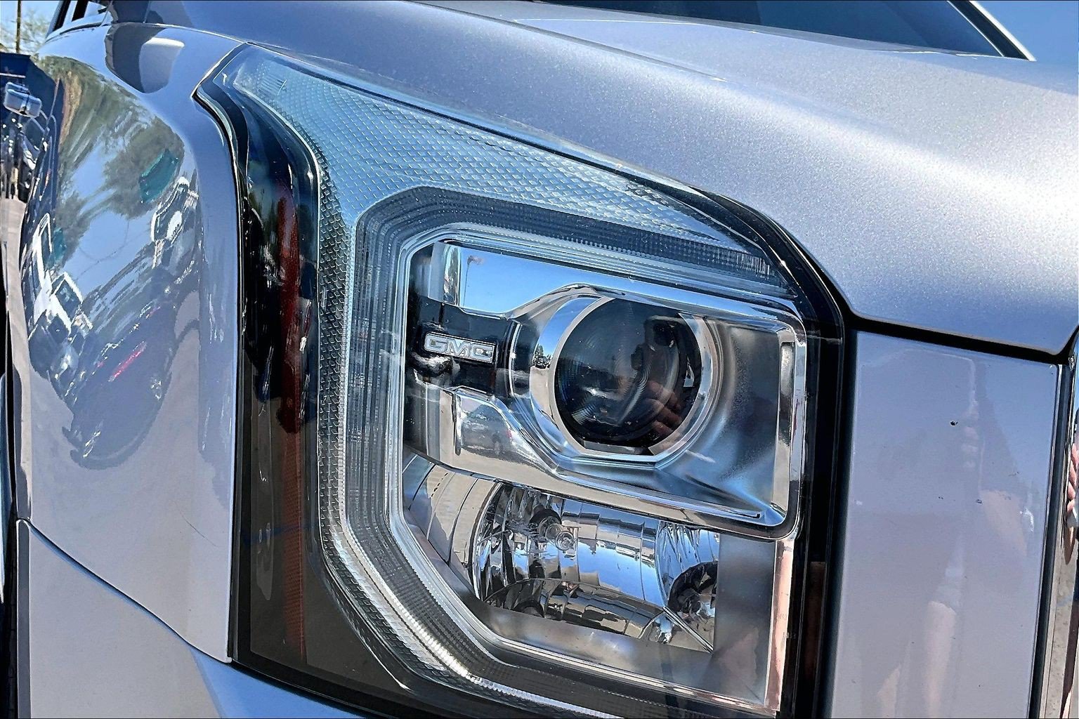 Used 2018 GMC Yukon XL Denali w/ Open Road Package RWD image 30