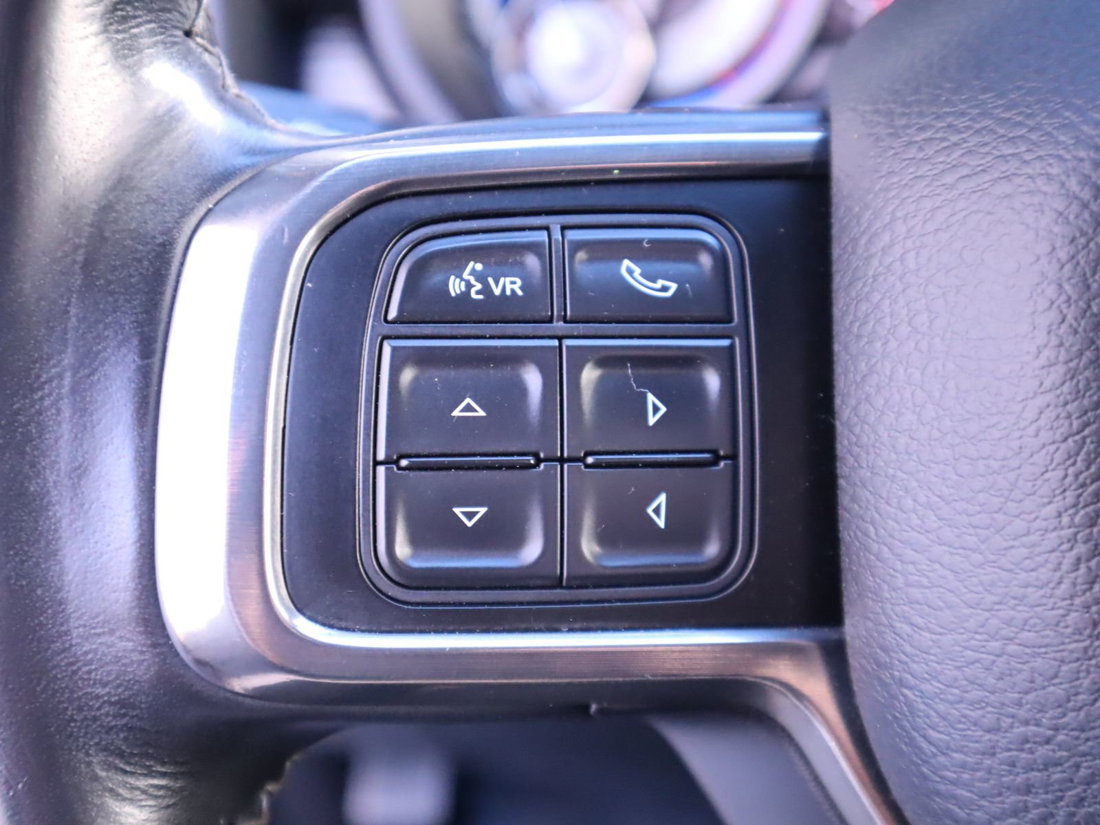 Used 2021 RAM 2500 Limited AWD/4WD image 35