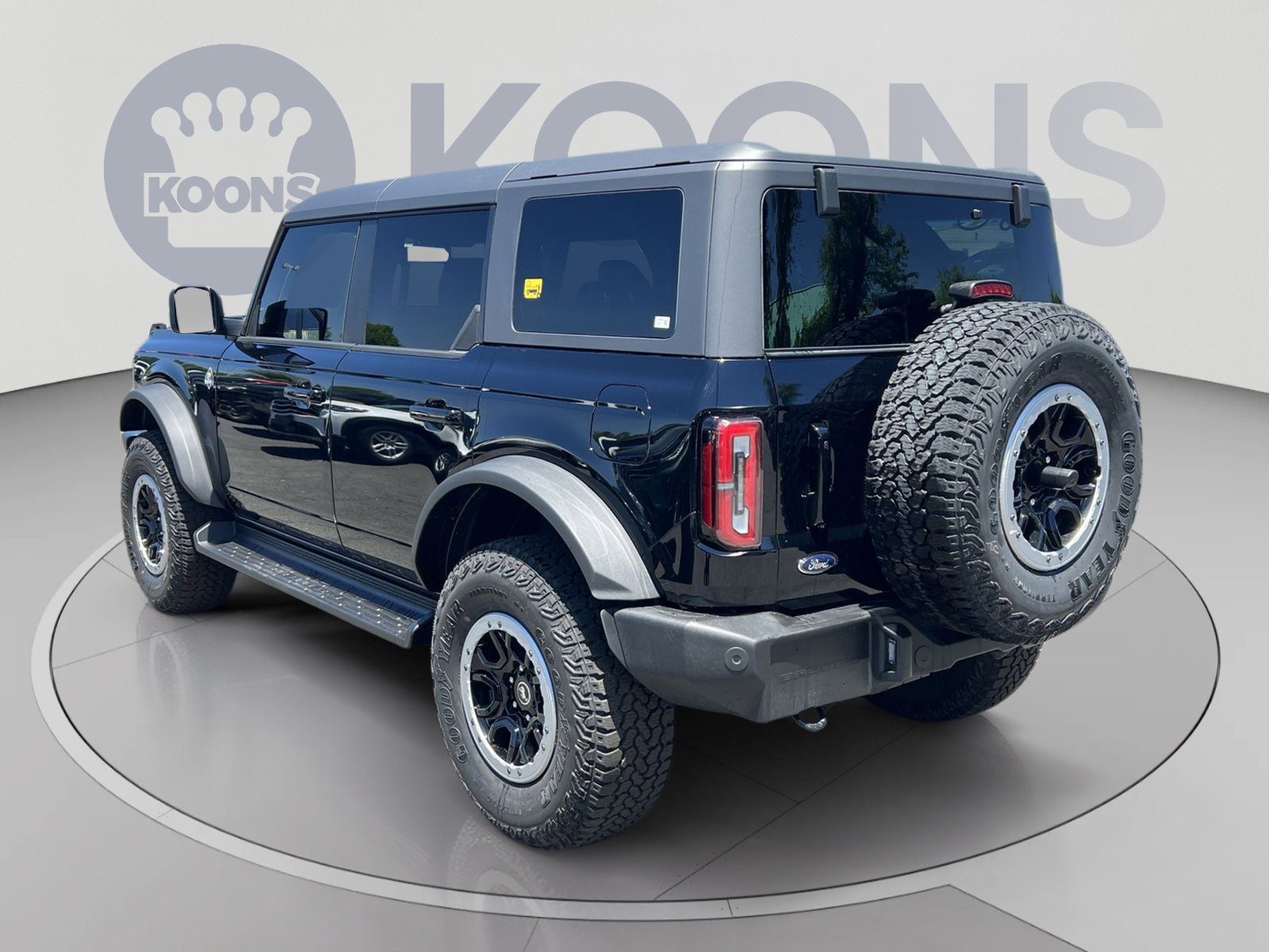 New 2025 Ford Bronco Outer Banks w/ Sasquatch Package AWD/4WD image 14