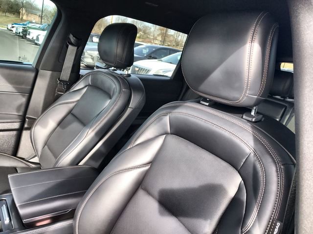 Used 2025 Lincoln Nautilus Premier w/ Jet Appearance Package image 11