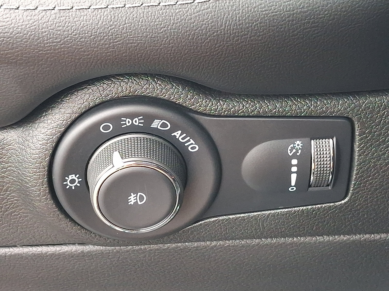 Used 2022 Dodge Durango GT AWD/4WD image 26