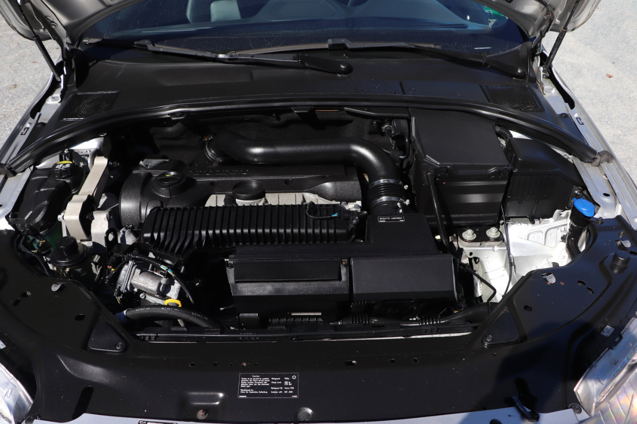 Used 2016 Volvo XC70 T5 Platinum w/ Climate Package image 40