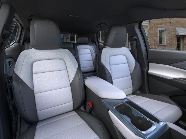 New 2026 Chevrolet Equinox EV LT image 16